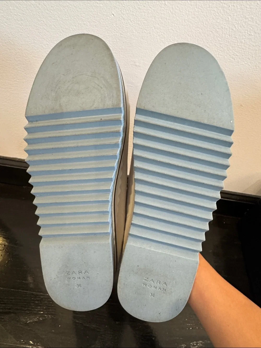 Zara White Sneakers with platform and Yellow Insole
